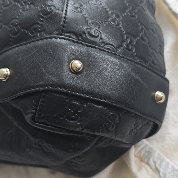 Gucci authentic and leather - Picture 13 of 13